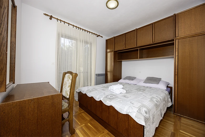Apartments Tolj, Promajna - bedroom