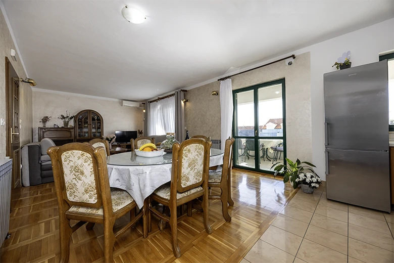 Apartments Tolj, Promajna - interior