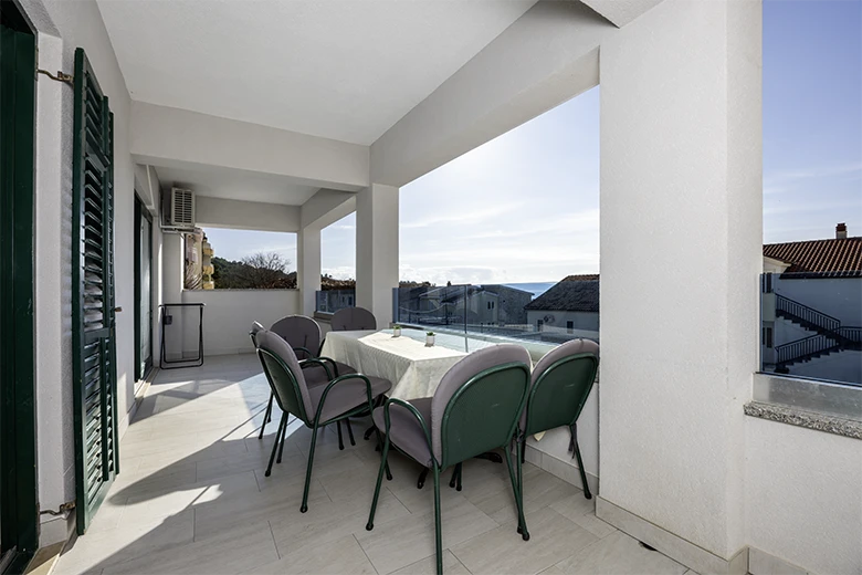 Apartments Tolj, Promajna - veranda